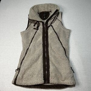 KÜHL Women's Flight Vest In A Stone/Light Grey Color Size XS Gorpcore Outdoor